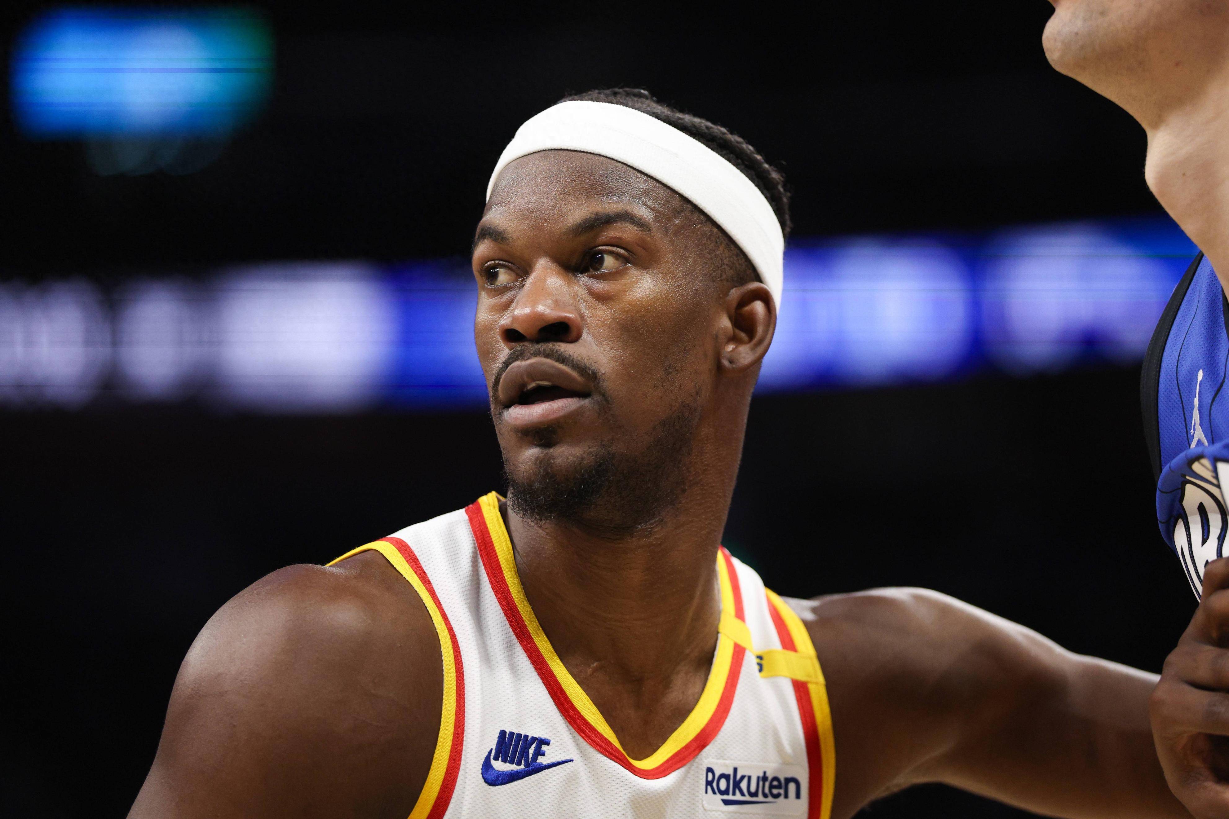 开云体育-战术调整首场状态出色，MAD观众沸腾！，字母哥重返赛场赛场气氛高涨的简单介绍-开云体育