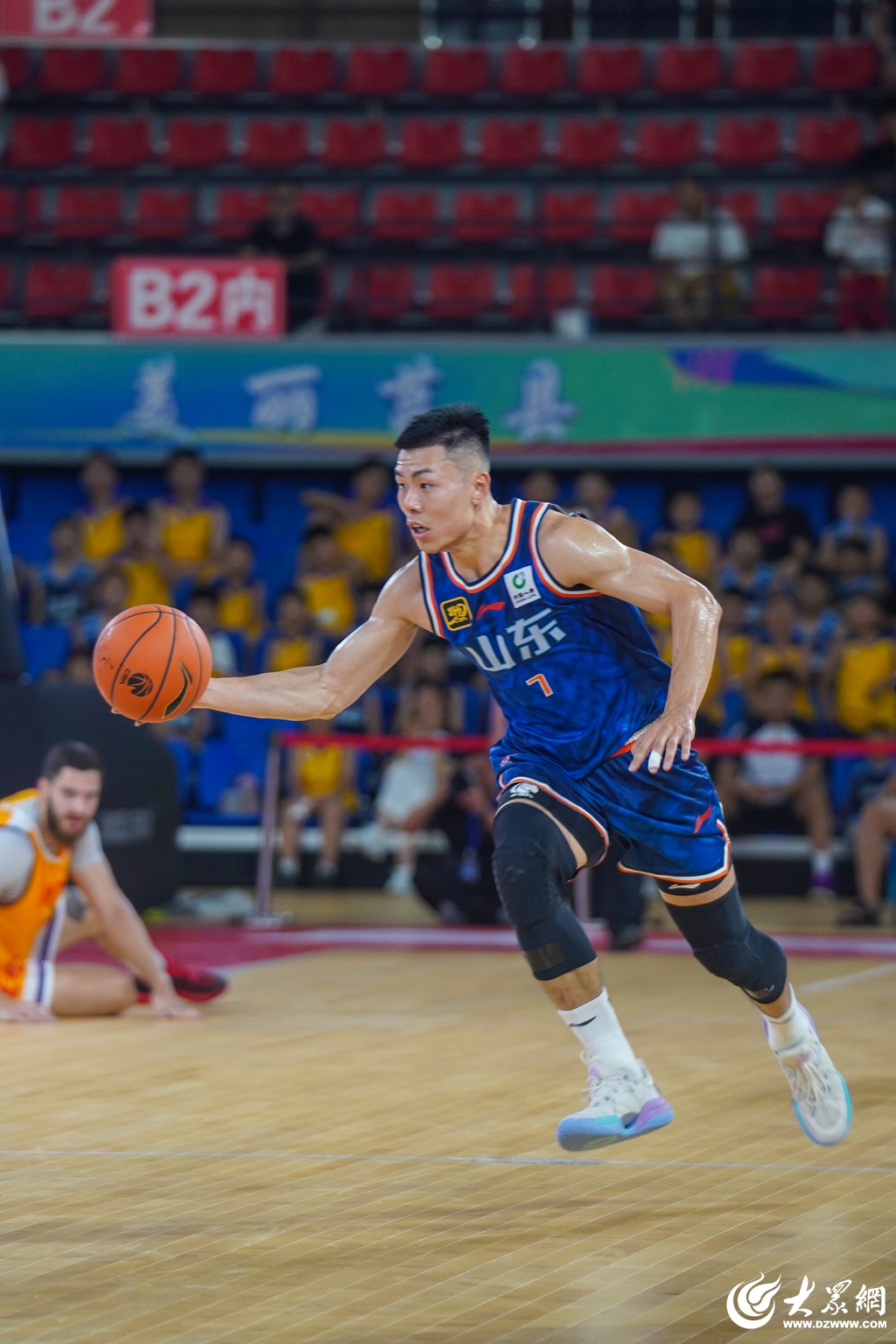 开云手机在线登陆入口-包含NBA季后赛集结日走向成谜；山东男篮战术微调；底气十足；身体对抗强度拉满的词条-开云手机在线登陆入口